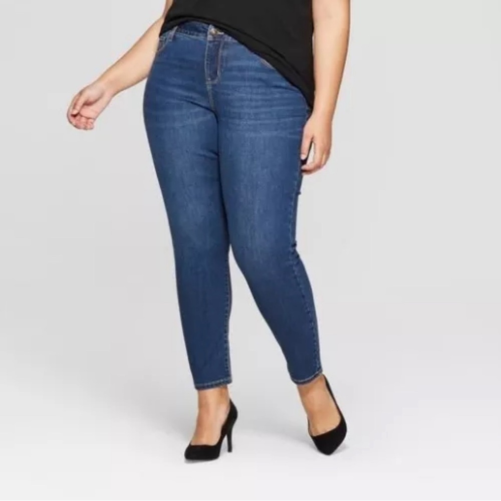 Ava & Viv Women’s Plus Size High Rise Skinny Jean Medium Wash Size 20W